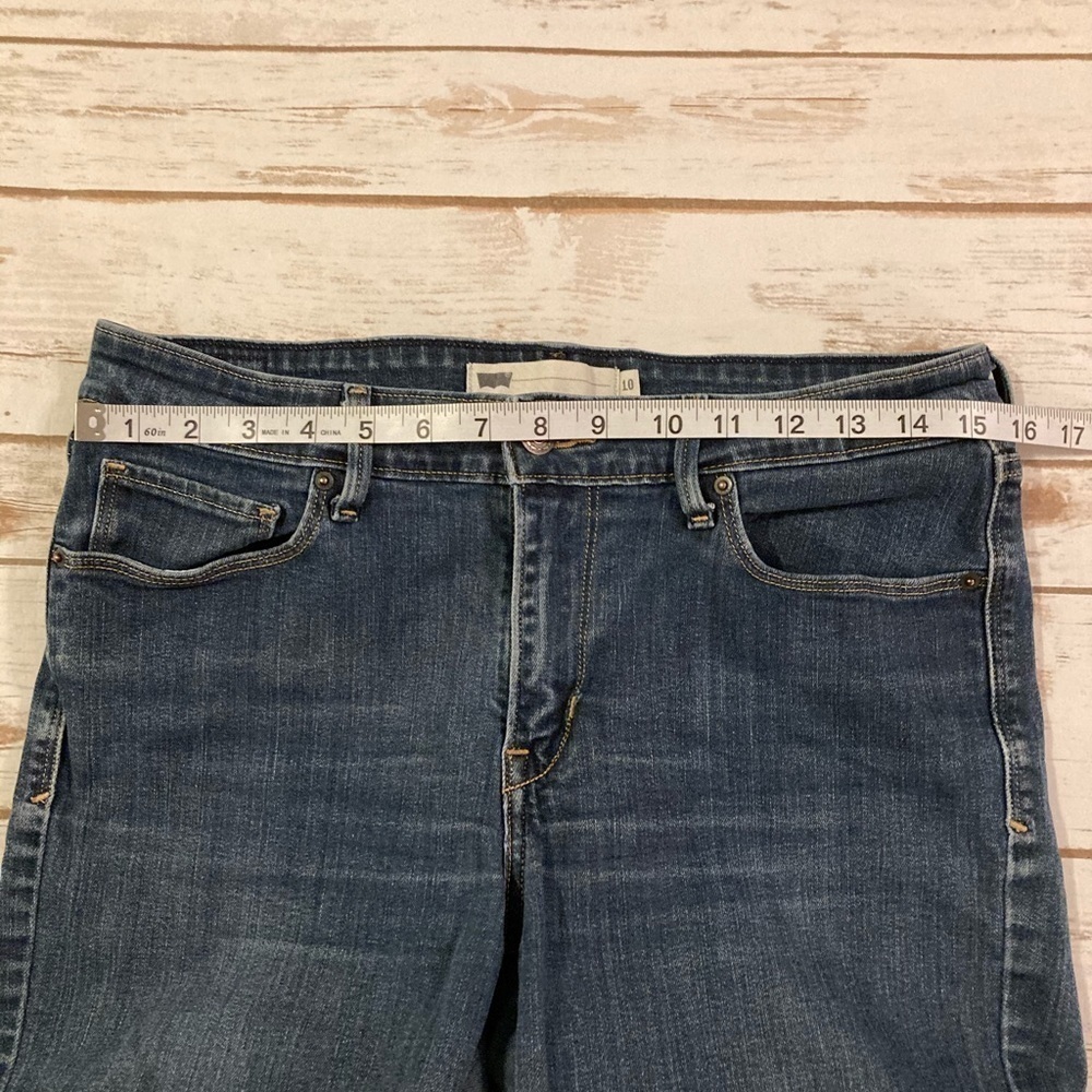 Levi’s Denim Rolled Sewn Cuffed Jean Sheorts 10 - Picture 3 of 10